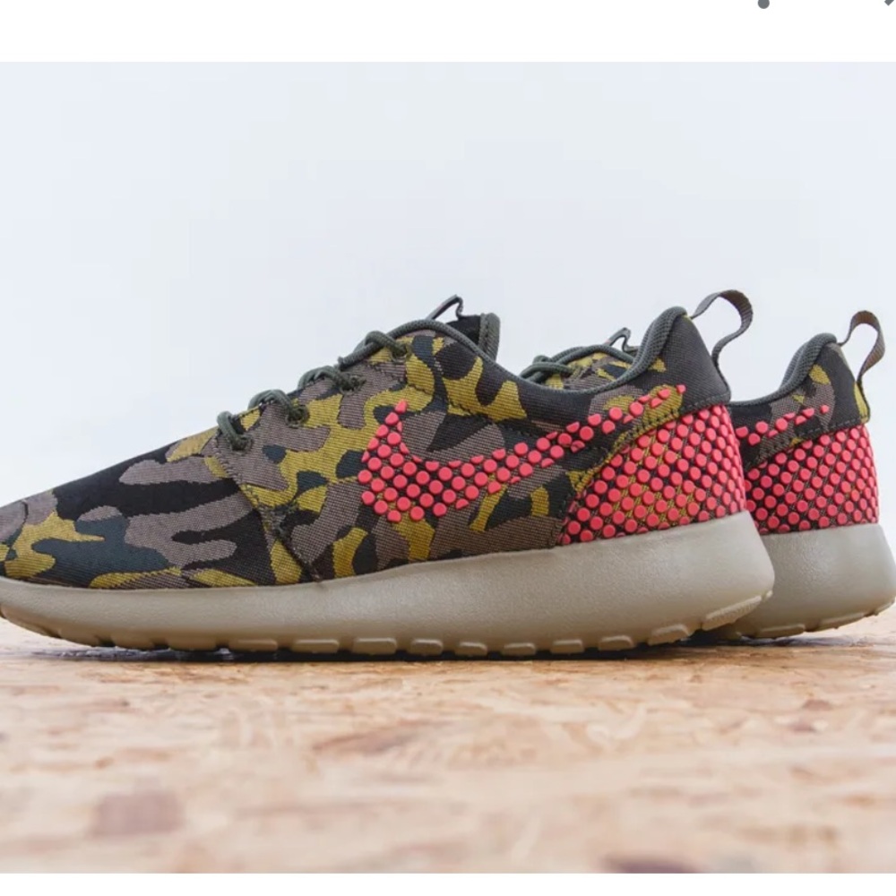 Nike Roshe One Premium Plus Camo
